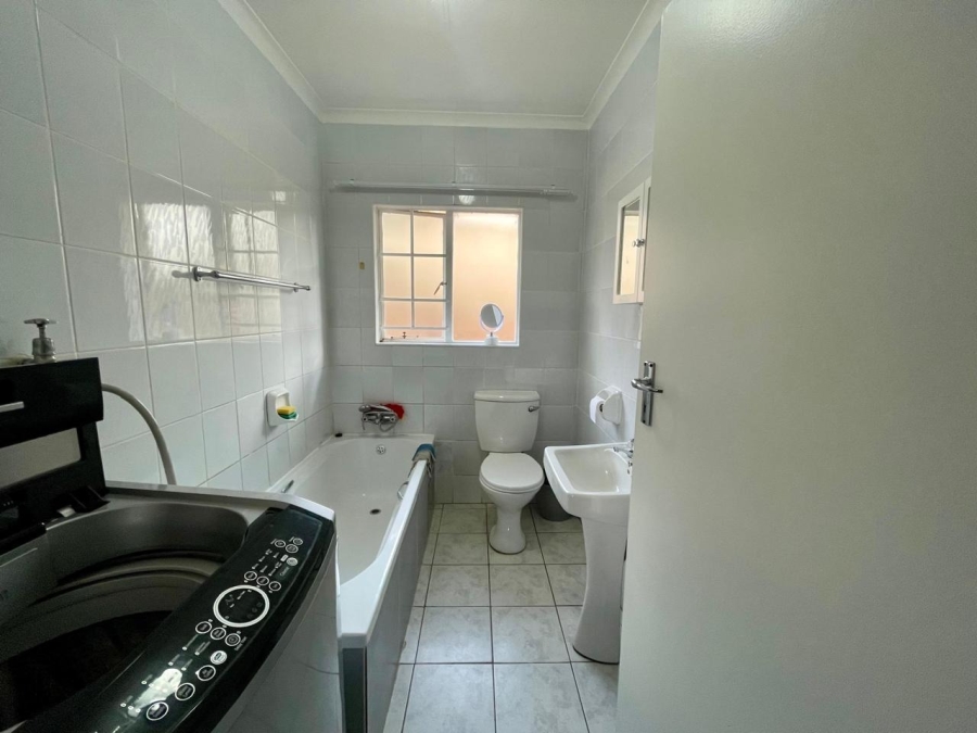 3 Bedroom Property for Sale in Safari Gardens North West